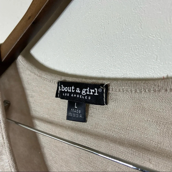 Crop Knit Sweater Swoop Neck Top lightweight 3/4 Sleeve Size Large Cream Tan - Picture 3 of 10